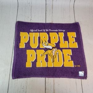 Official Towl of the Minnisota Vikings NFL Purple Pride 1998 Collectors Towl